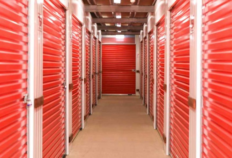 Forest Glen Storage Units & Facility Mammoth Storage